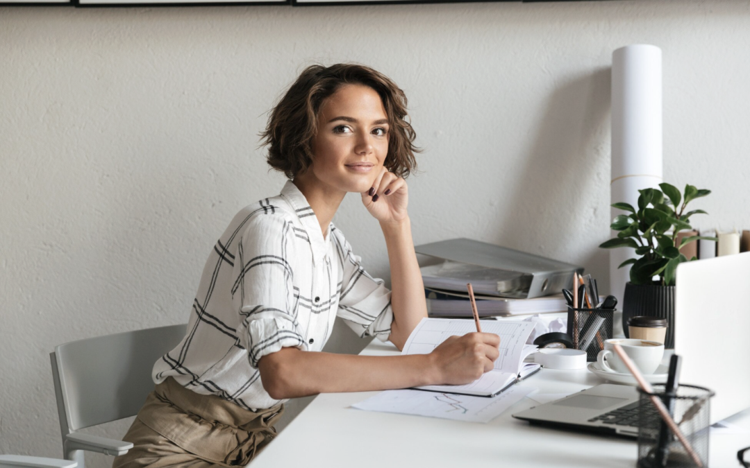 Small Workspace, Big Productivity: How to Organize Your Desk for Maximum Focus